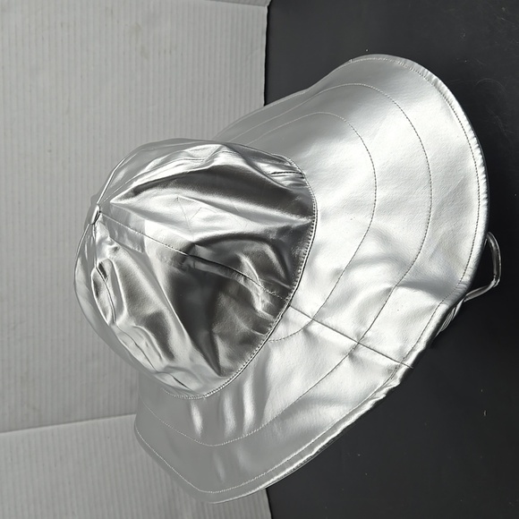 NEW Hairbrella Satin-Lined Waterproof Sou'wester Rain Hat - Picture 2 of 10